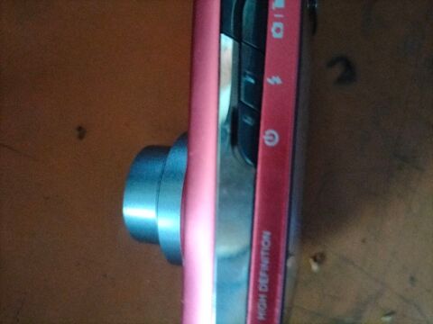 Appareil photo kodak HD rechargeable tr�s bon �tat 44 Cachan (94)