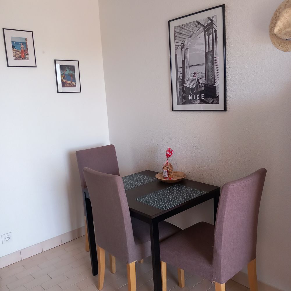   Appartement vue mer bord de plage avec piscines et parking Provence-Alpes-Côte d'Azur, Agay (83530)
