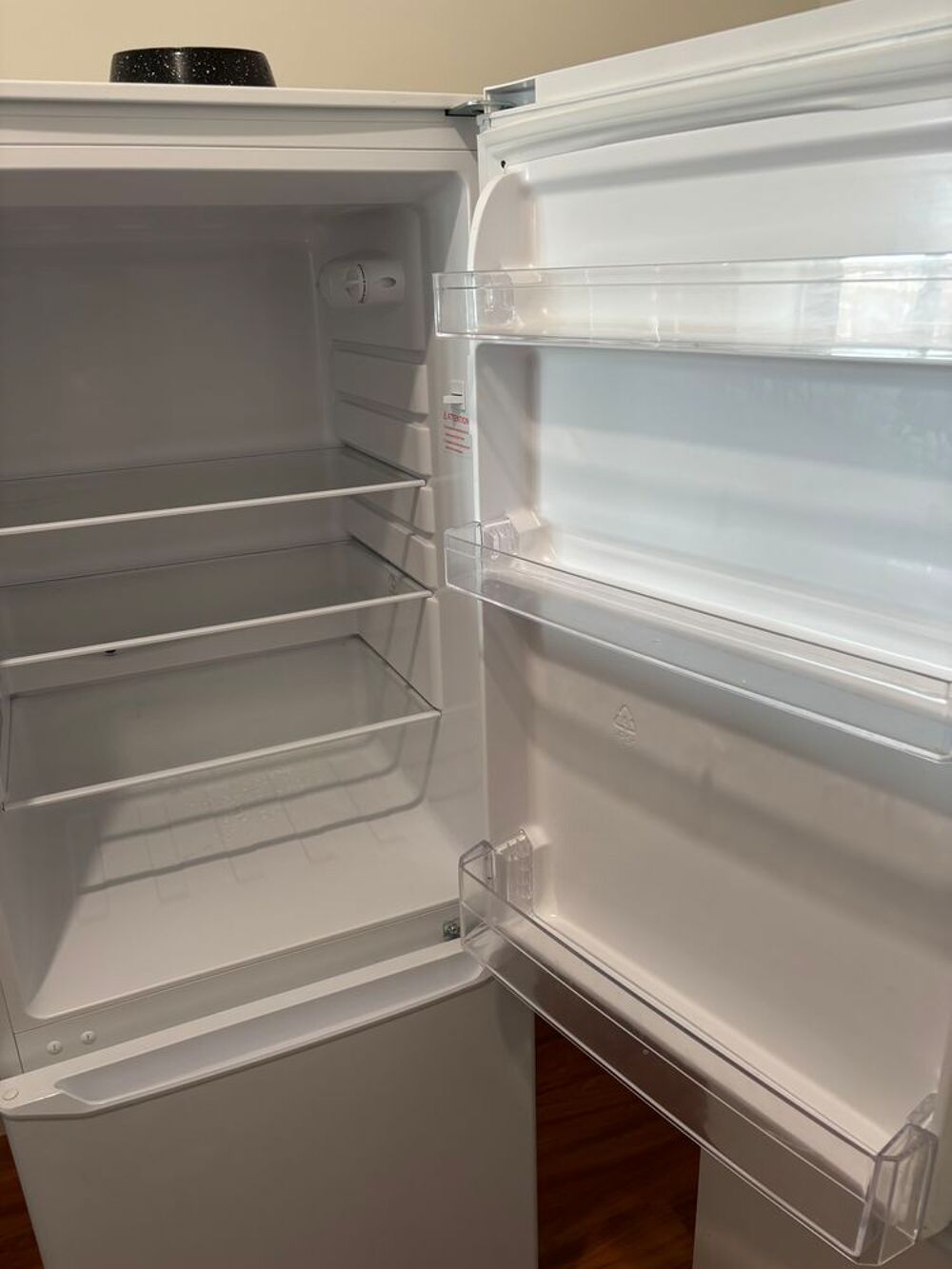 Frigidaire cong&eacute;lateur Electroménager