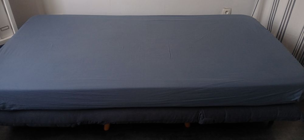 Matelas m&eacute;moire de forme 100 X 190 X 17 + al&egrave;ze +drap housse Meubles