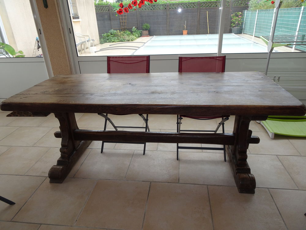 Table monast&egrave;re en ch&ecirc;ne Meubles