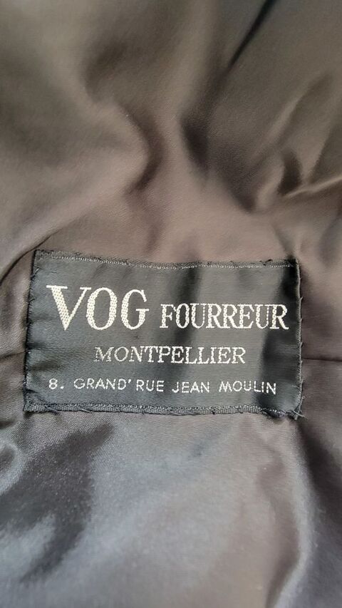 Manteau en fourrure véritable
1000 Le Crès (34)