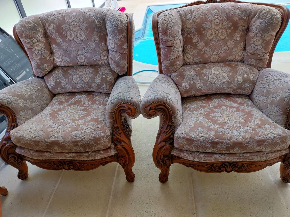 Canap&eacute; +2 fauteuils merisier &eacute;tat convenable Meubles