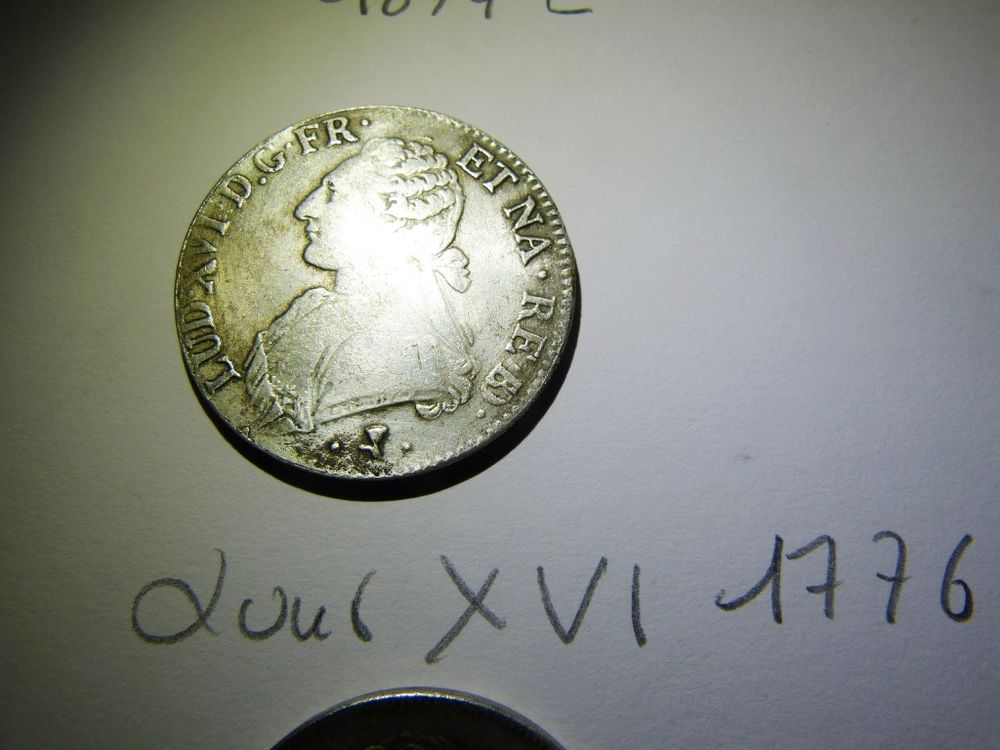 COFFRETs MONNAIES FRANCAISE DONT ECUS ROYAUX - ANT 