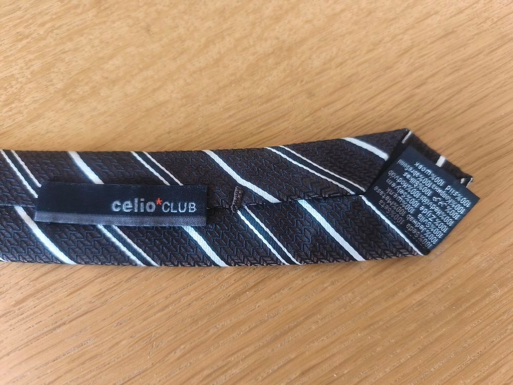 Cravate Celio Club 100% soie - Neuve Vêtements