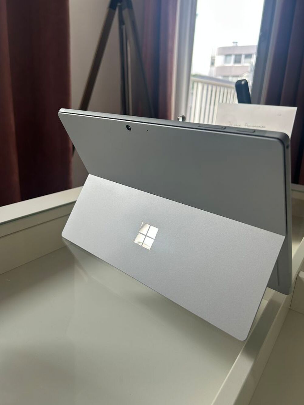 Tablette WINDOWS SURFACE PRO 7+ Téléphones et tablettes