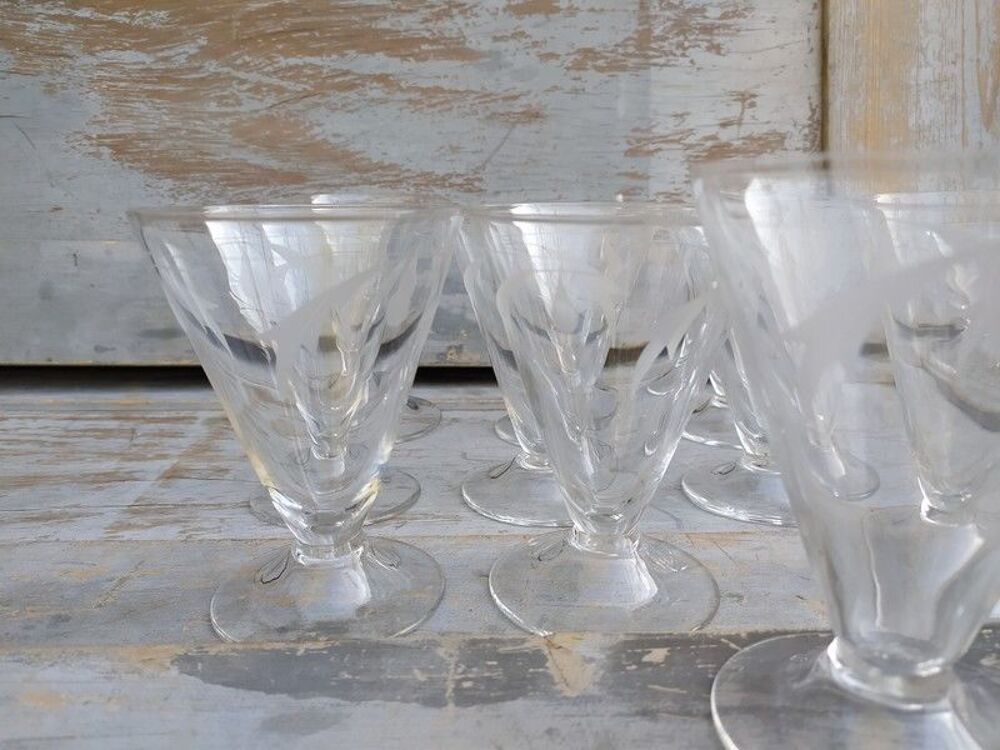 Verres Coniques Cristal Grav&eacute; Fleurs Vintage Décoration