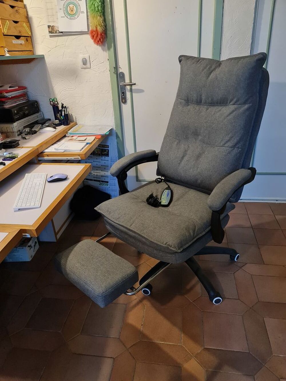  FAUTEUIL DE BUREAU (massant) NEUF Meubles