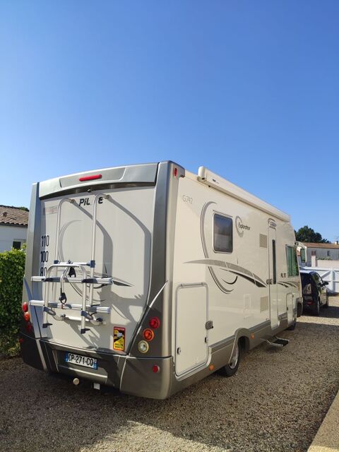 PILOTE Camping car 2012 occasion Échillais 17620