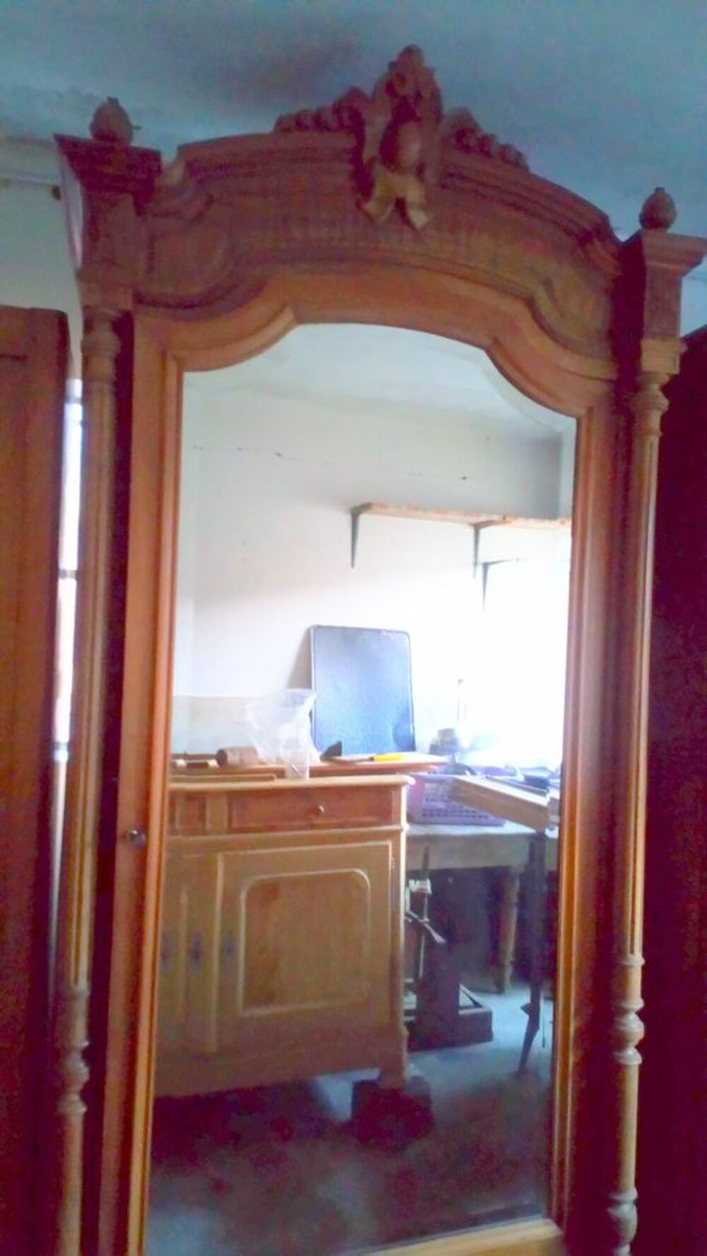 ANCIENNE ARMOIRE AVEC MIROIR Meubles