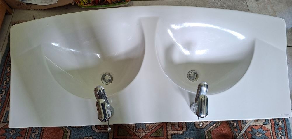 Double vasque c&eacute;ramique Villeroy et Boch Meubles