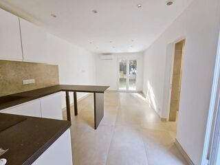 Location Appartement LE CANNET GRANDE BRETAGNE 2P 32 M2 en rez de jardin Le cannet