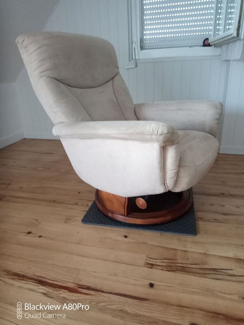 fauteuil pivotant beige Meubles