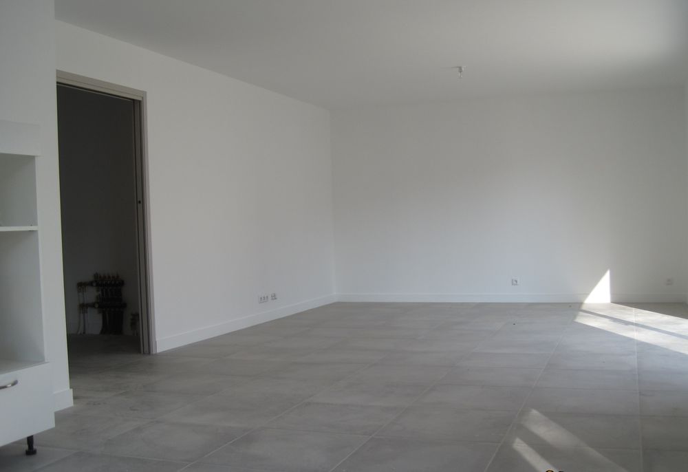Location Maison Maison 5 pièces Périgny Périgny