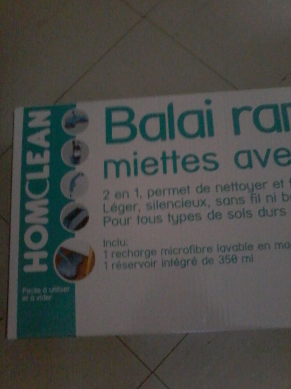 Balai ramasse poussi&egrave;re avec spray neuf emballages Electromnager