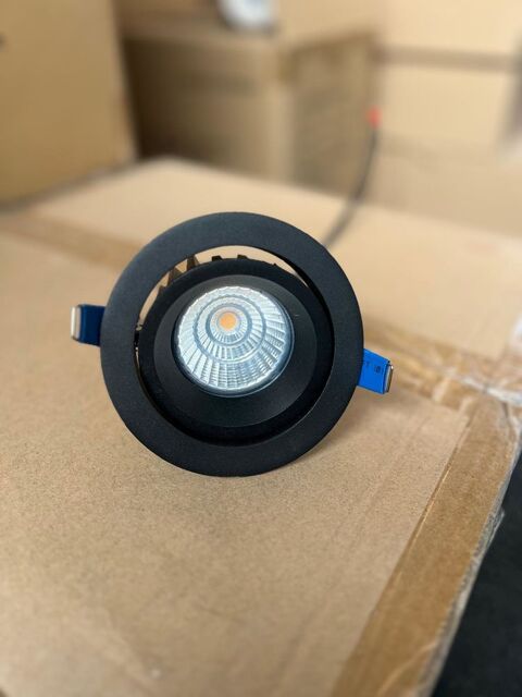 Lot 20 spots LED encastrables noir ? Neufs ? Id�al chantier 18 Halluin (59)