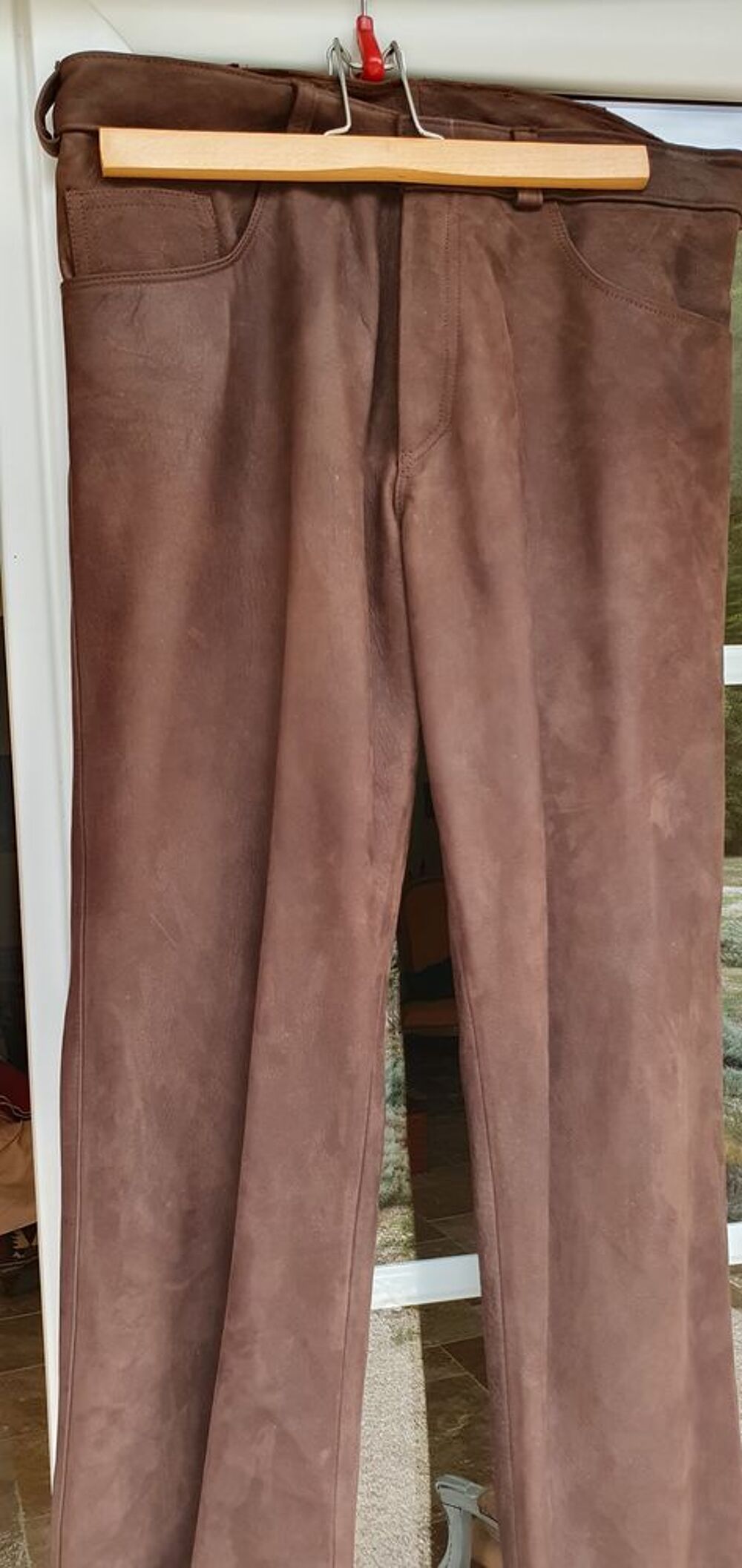 PANTALON en VEAU GRATTE Vêtements