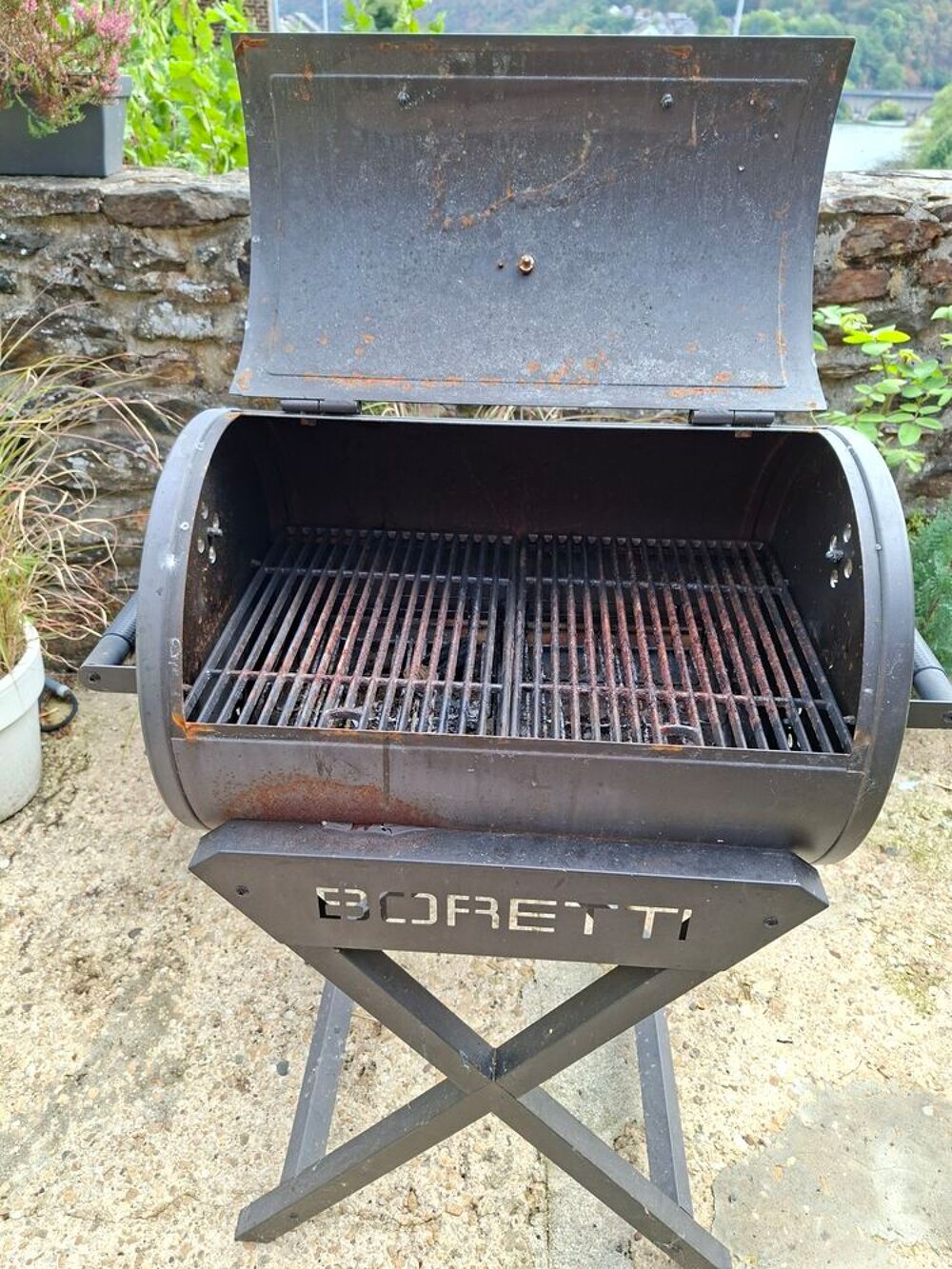 Barbecue &agrave; Charbon de Bois - Grand mod&egrave;le. Electroménager