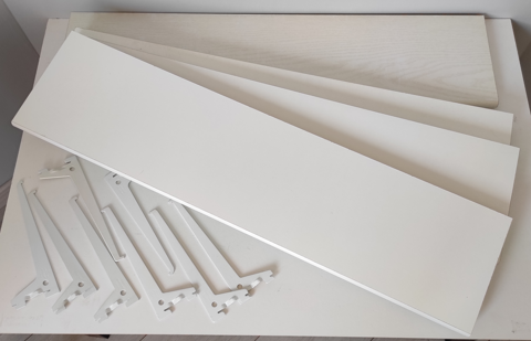 Etag�res (x4) avec 8 supports 25 Metz (57)