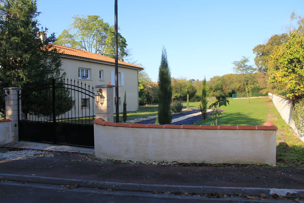 Vente Maison MAISON 136 M² habitable sur 4700 M² arborés Saint-fort-sur-gironde