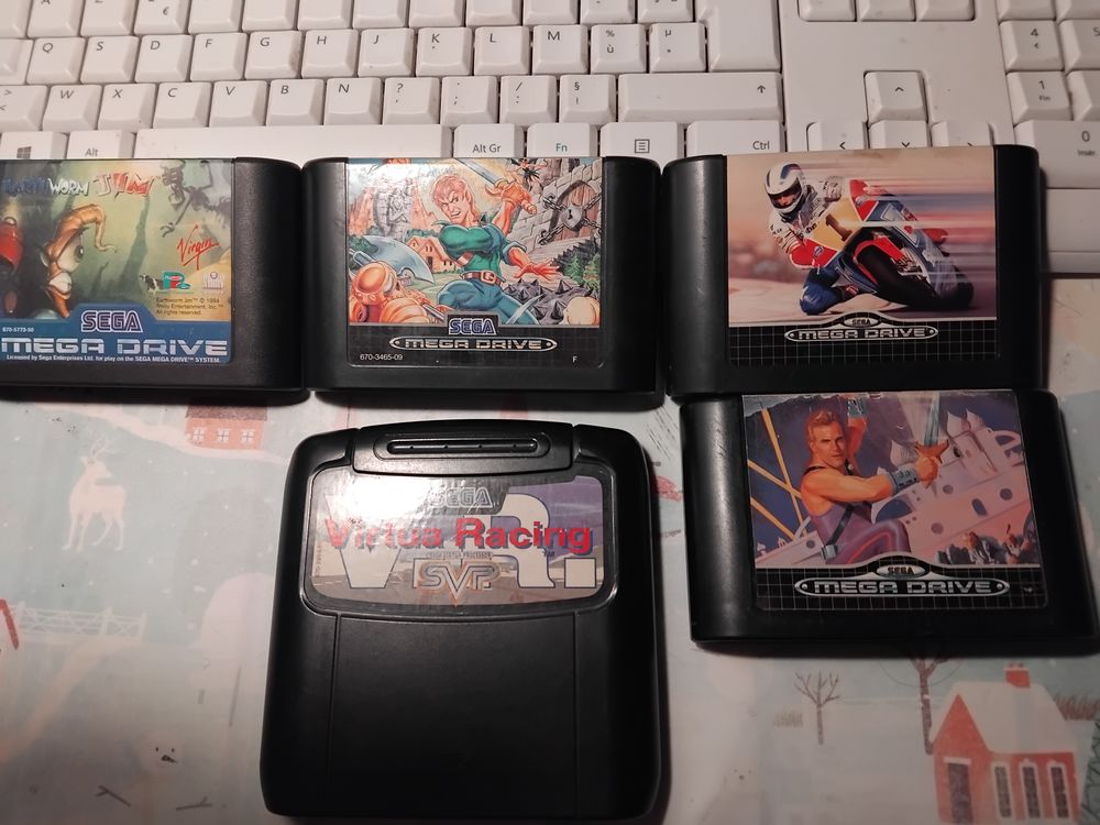 M&eacute;ga pack console Sega m&eacute;ga drive 2 avec ses c&acirc;bles Consoles et jeux vidéos