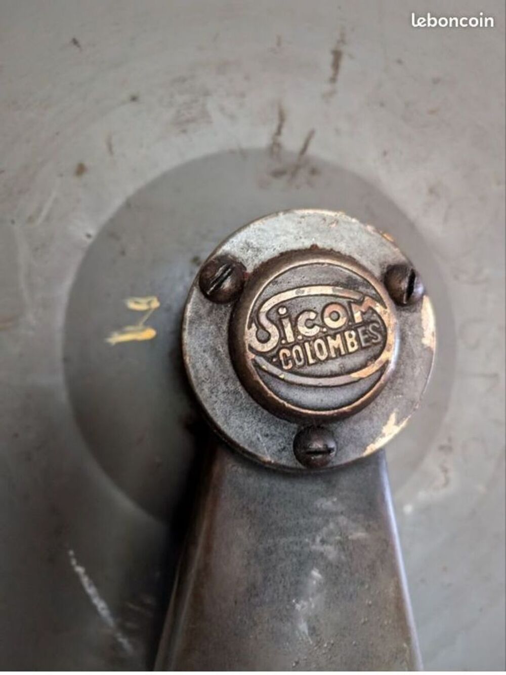 SCIE A RUBAN VOLANT DE 700 mm DE DIAMETRE Bricolage