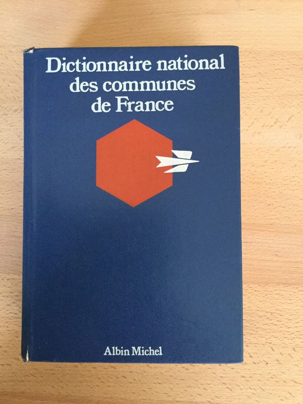 Dictionnaire national des communes France ? Albin Michel Livres et BD
