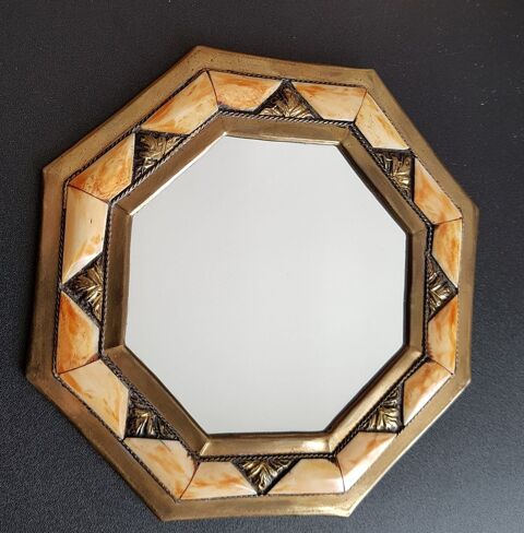 Miroir octogonal en bronze 25 Marignane (13)