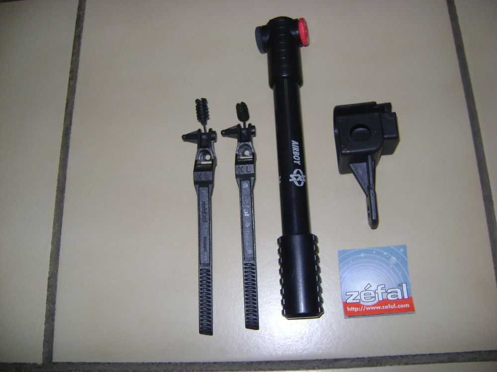 Pompe &agrave; v&eacute;lo Z&eacute;fal Vélos