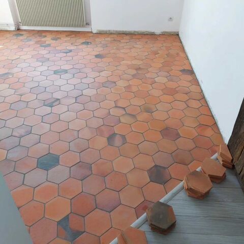 Artisan Carreleur 0 84600 Grillon