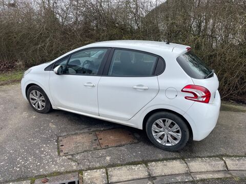 Peugeot 208 1.4 HDi 68ch FAP BVM5 Allure 2012 occasion Ay-sur-Moselle 57300