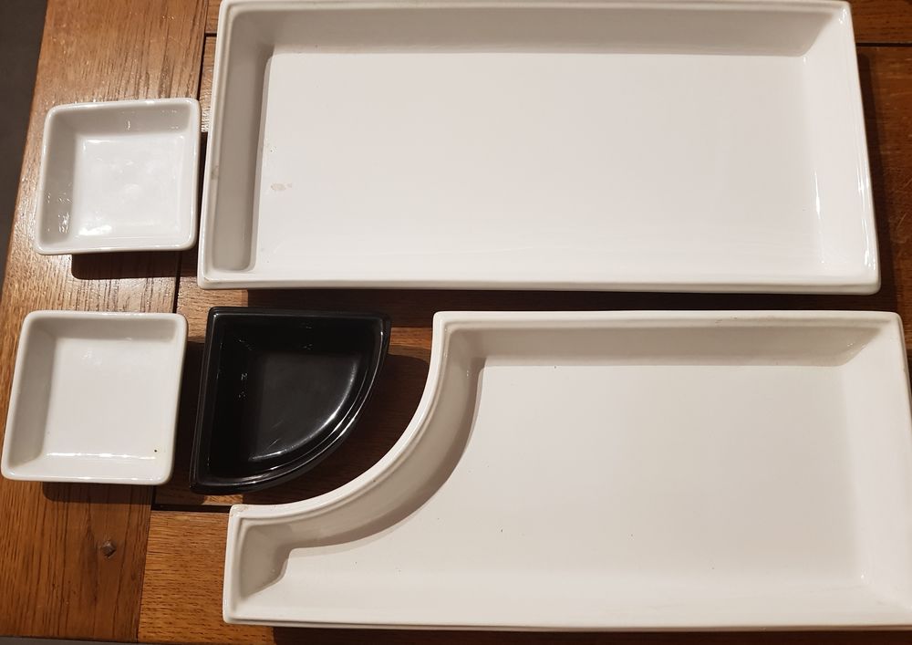 Plats et raviers &agrave; ap&eacute;ritif Cuisine