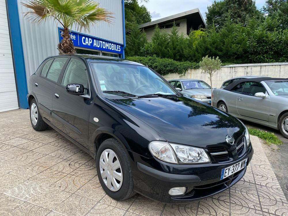 Almera 1.5i Confort 2000 occasion 24750 Tr&eacute;lissac