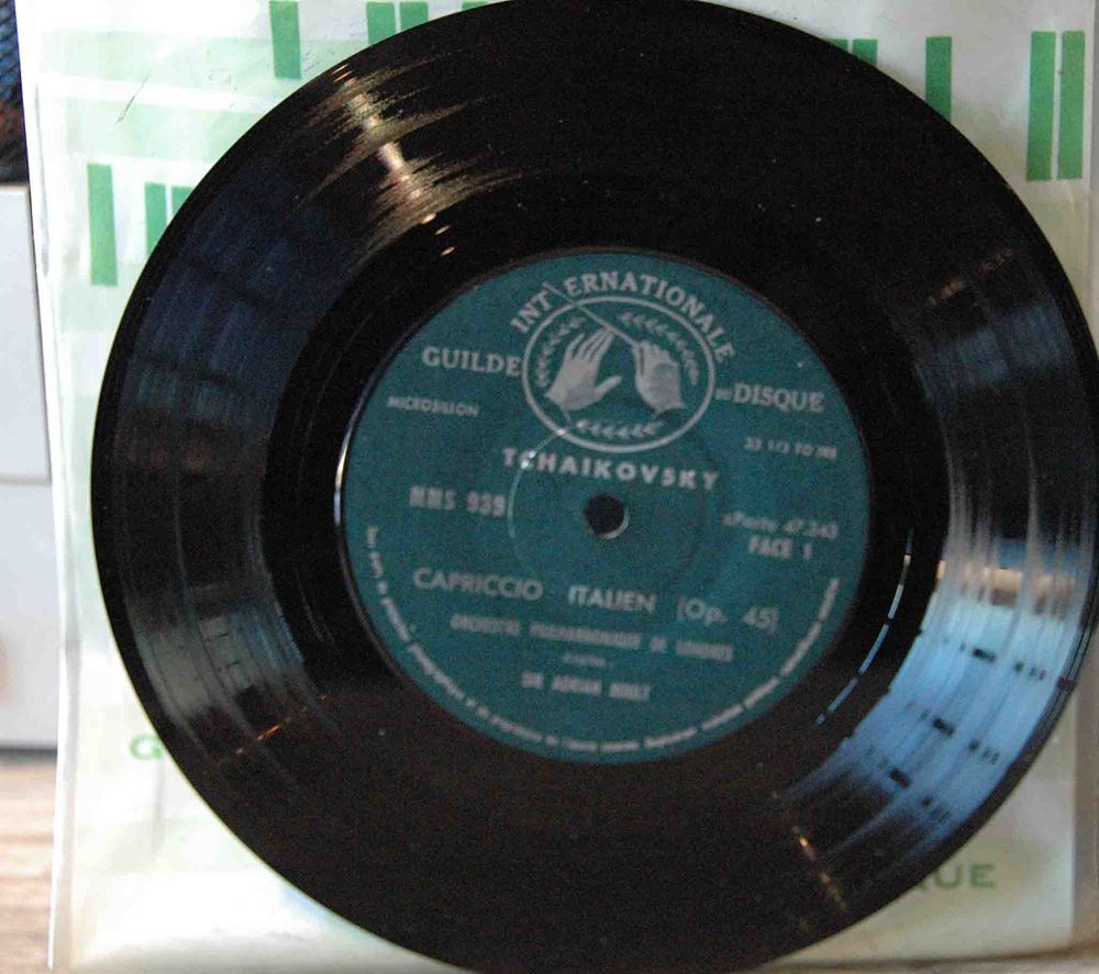 Vinyles 45 tours (10P) CD et vinyles