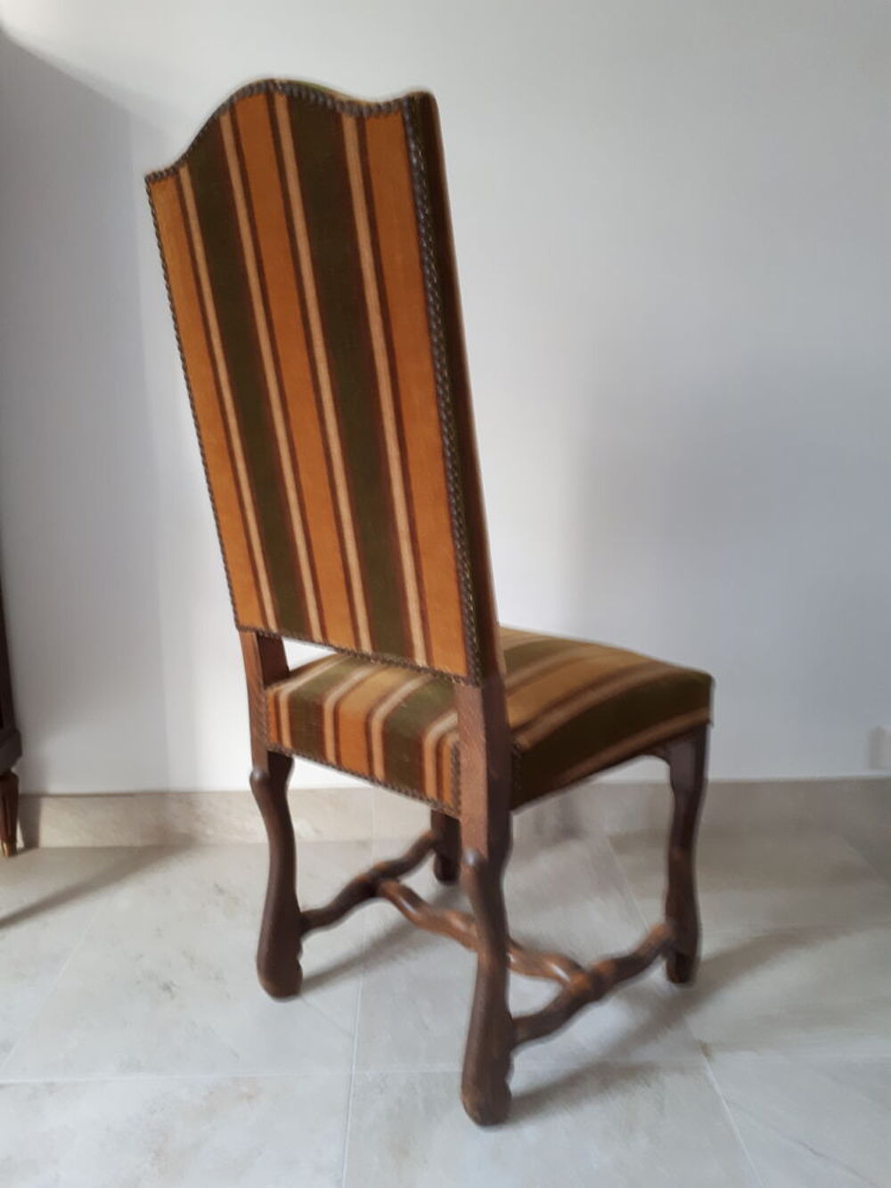 6 chaises louis XIII Meubles