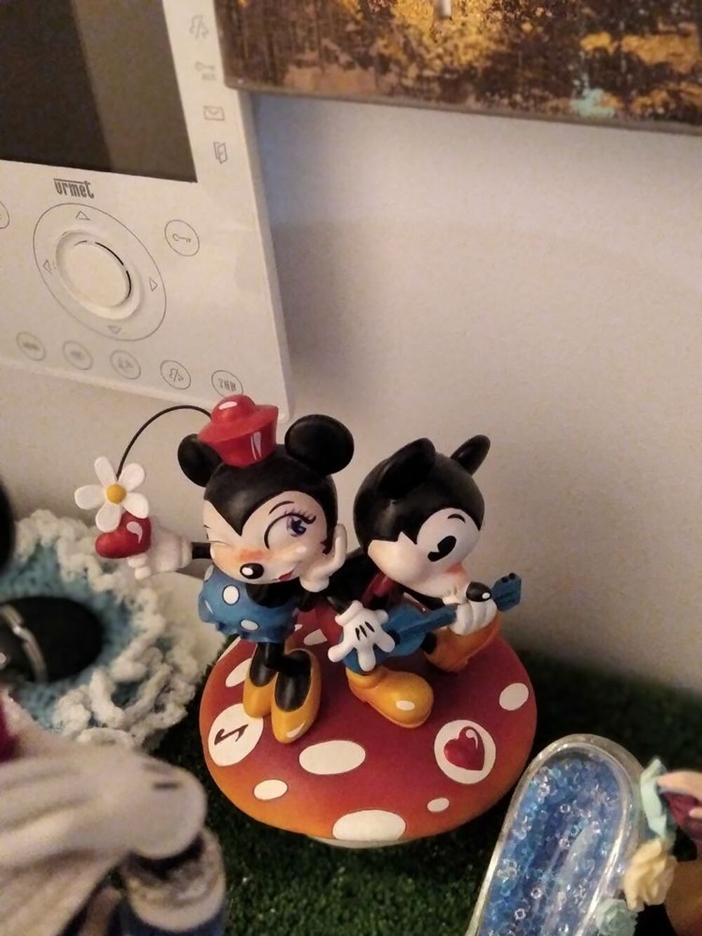 Magnifique figurine Mickey et Minnie champignon 