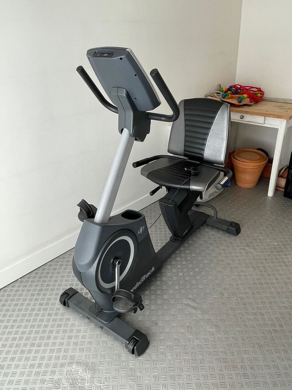 Velo semi allongé nordictrack hot sale