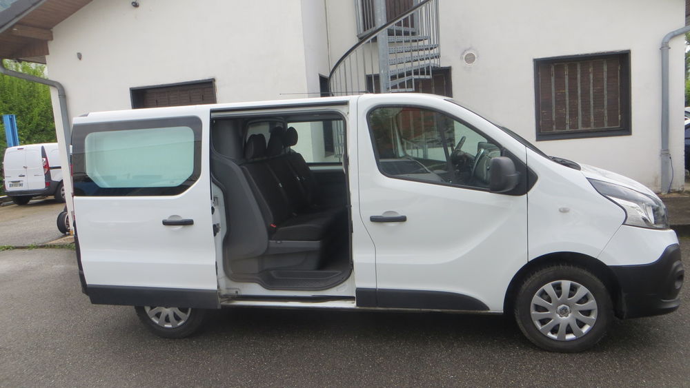 Trafic renault trafic L1H1 1.6 dci 95cv geand confort 6 places 2019 occasion 73800 Chignin