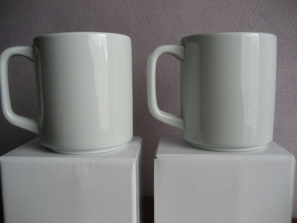 Lot de 2 tasses Solicoeur Carte Noire, neuf Cuisine