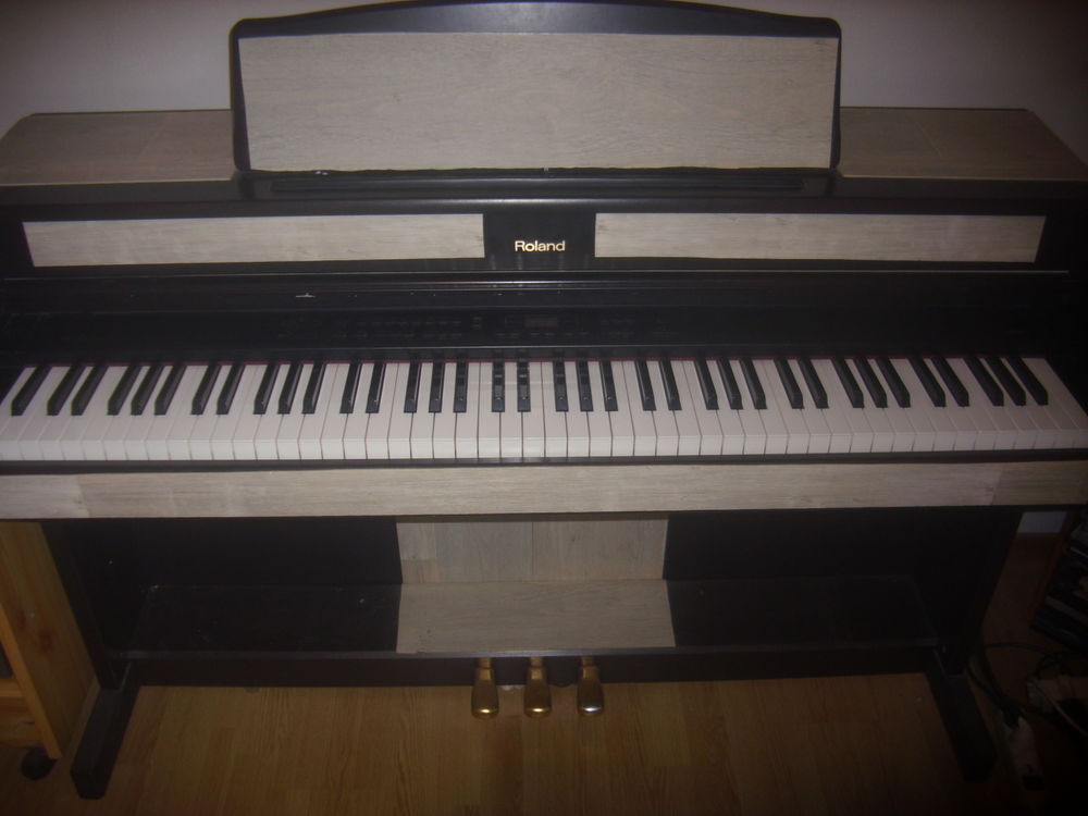 Roland Instruments de musique