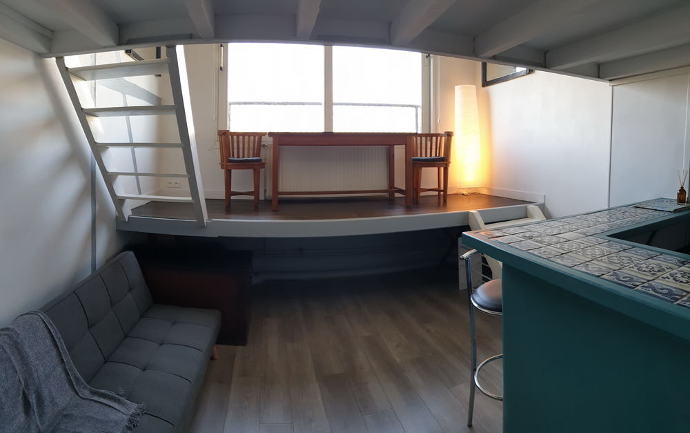 Location Appartement Paris 9e Studio 40m² rénové - Vue Sacré C?ur Paris 9