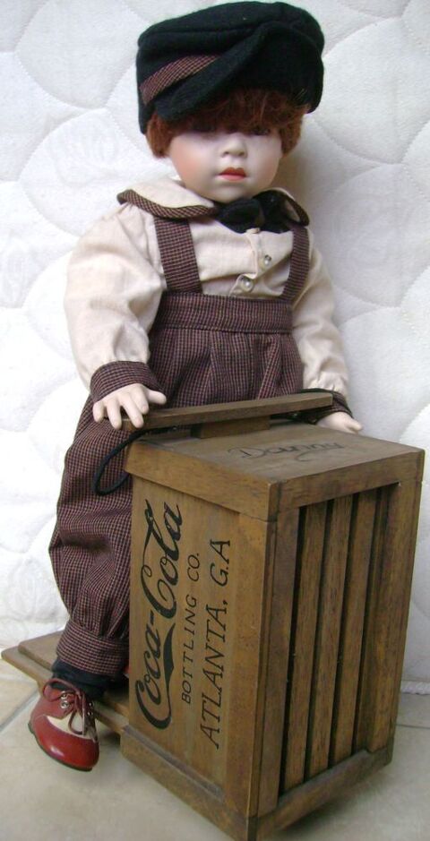 Poupe de porcelaine Edition limite Coca-Cola 100 Hagetmau (40)