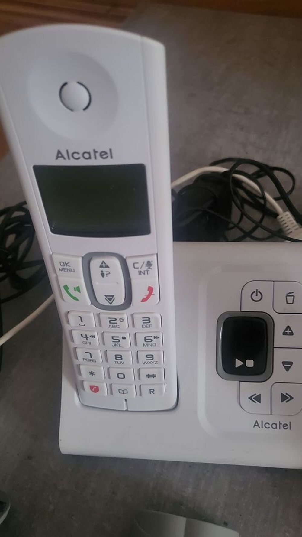 t&eacute;l&eacute;phone trio Alcatel Téléphones et tablettes