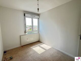  Appartement � vendre 4 pi�ces 80 m�