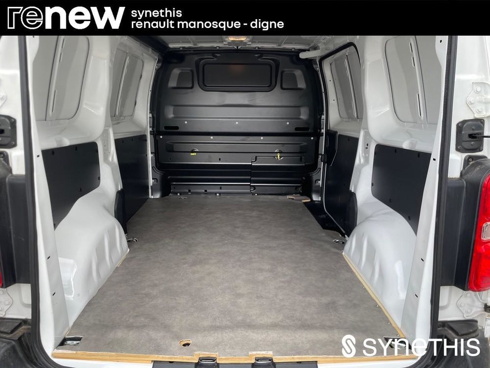 Expert EXPERT FGN TOLE STANDARD 2.0 BLUEHDI 120 S&S BVM6 PREMIUM 2021 occasion 04100 Manosque