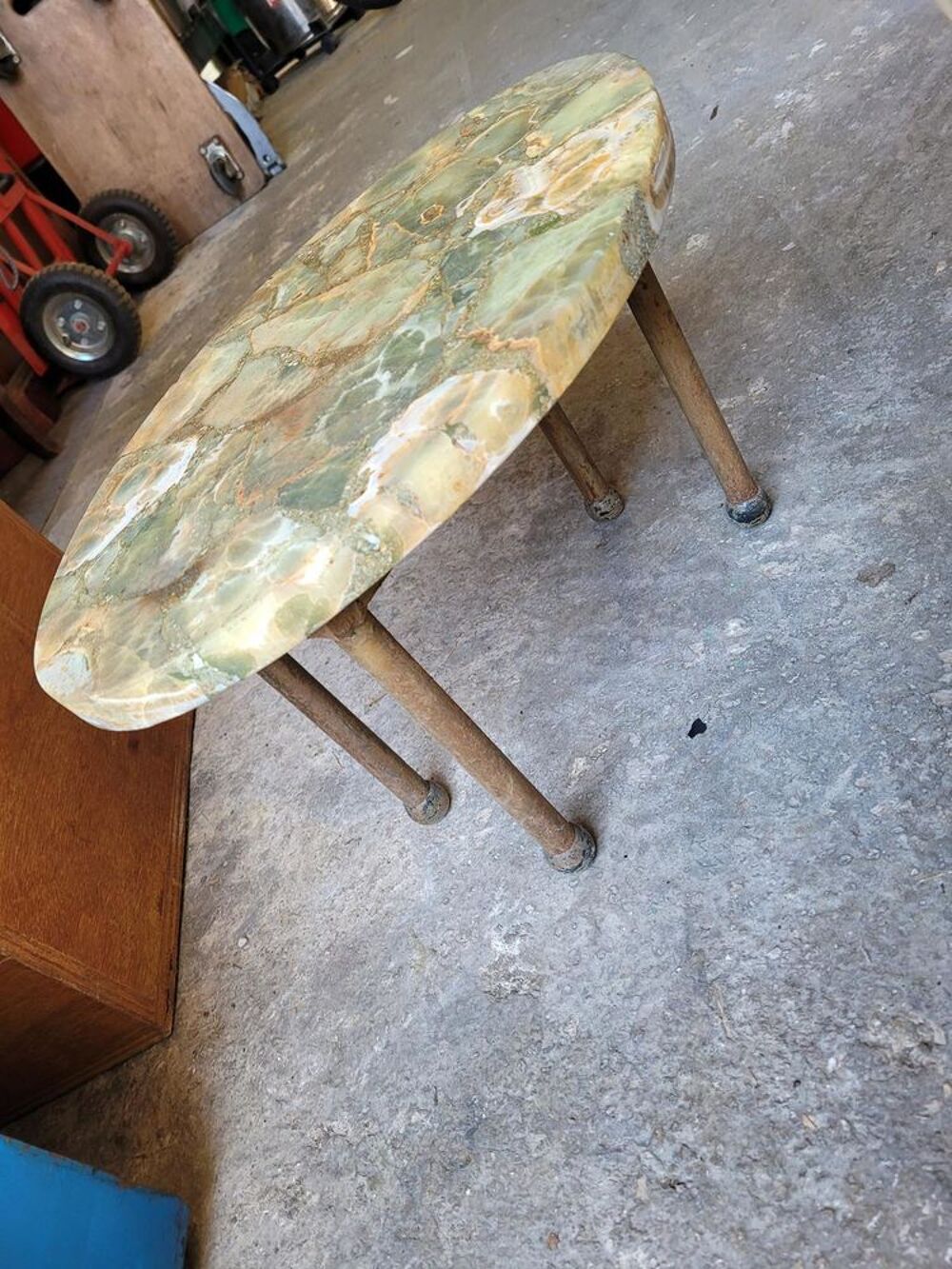 Table basse en aragonite + 2 petites gigognes Meubles
