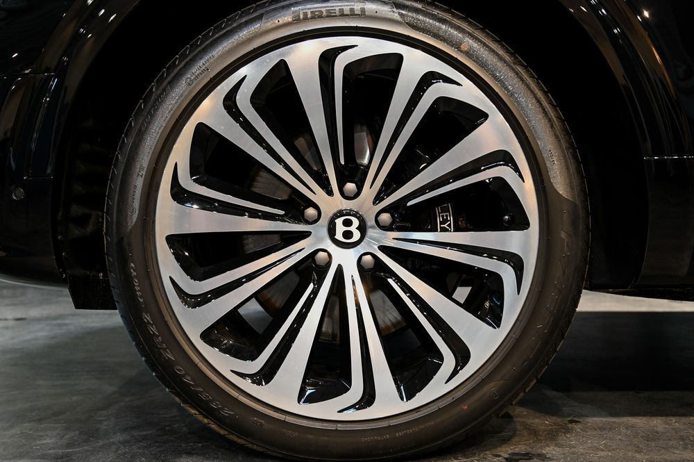 Bentayga V8 4.0 550 ch BVA Azure 2024 occasion 60280 Clairoix