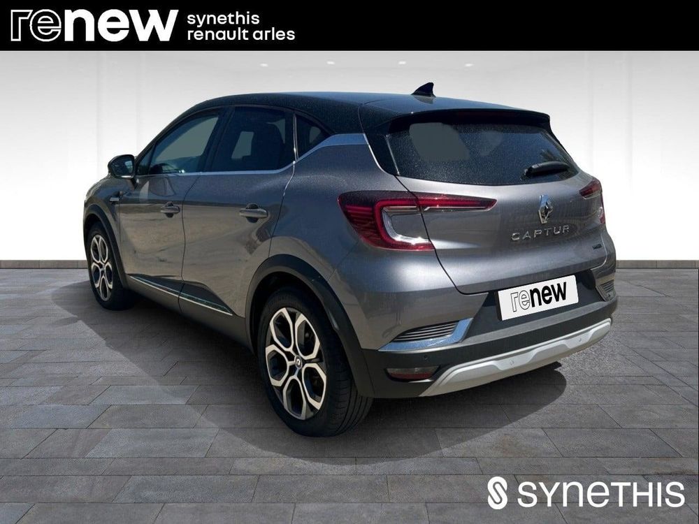 Captur E-Tech full hybrid 145 Techno fast track 2022 occasion 13200 Arles