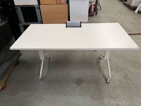 table bureau pliant blanc avec passe câble 69.99 Douai (59)