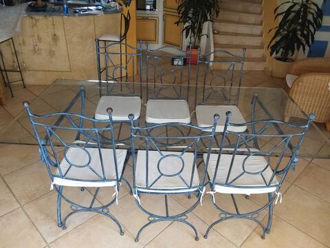 Table fer forg� artisanale  et ses 6 chaises 350 Aigues-Mortes (30)